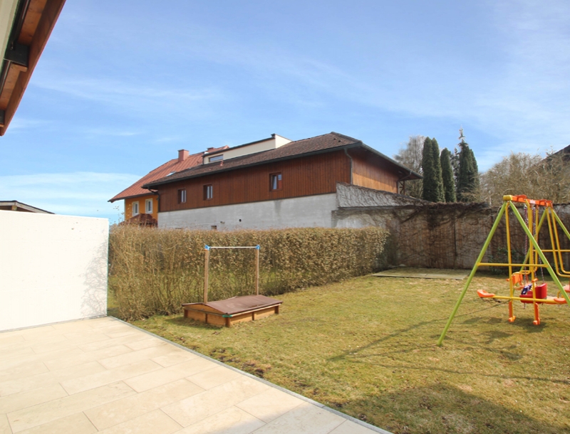 Get together XXL Doppelhaus 145 m² Wnfl. + 279 m² Grund in Neumarkt