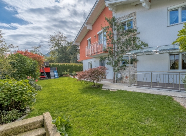 Familienwärme am Kai